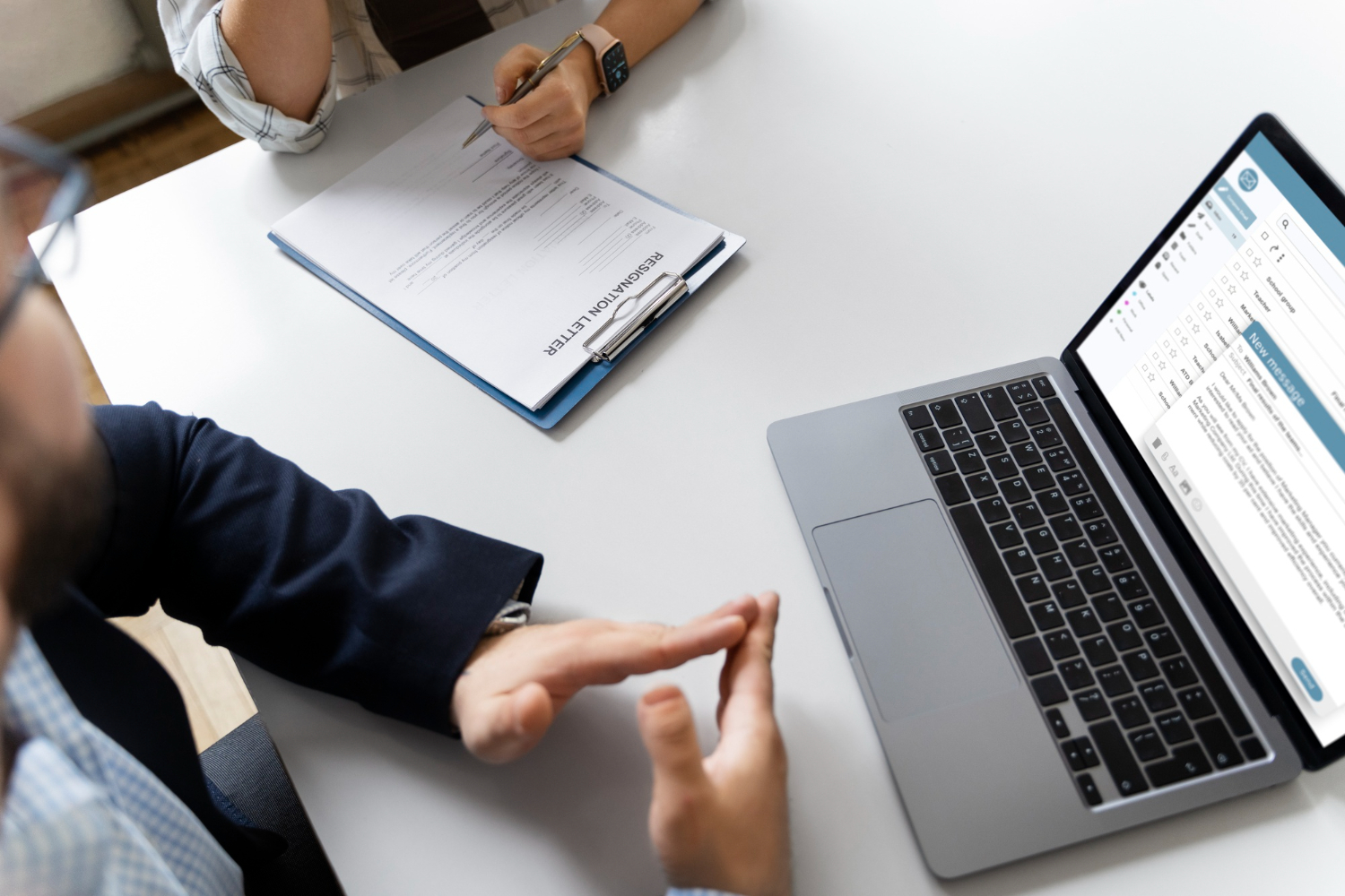 automatización de contratos con ELO ECM Suite